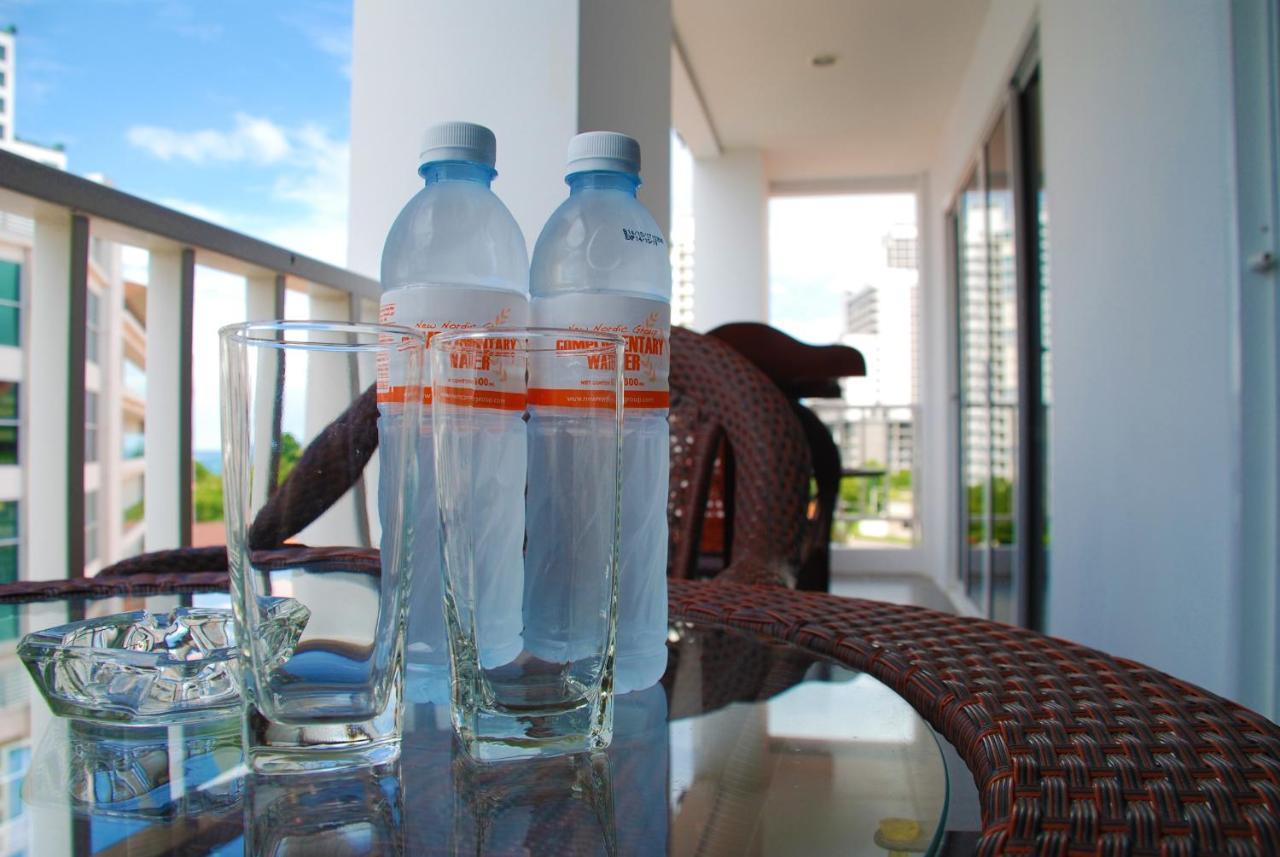 Family Residence Pattaya Exterior photo