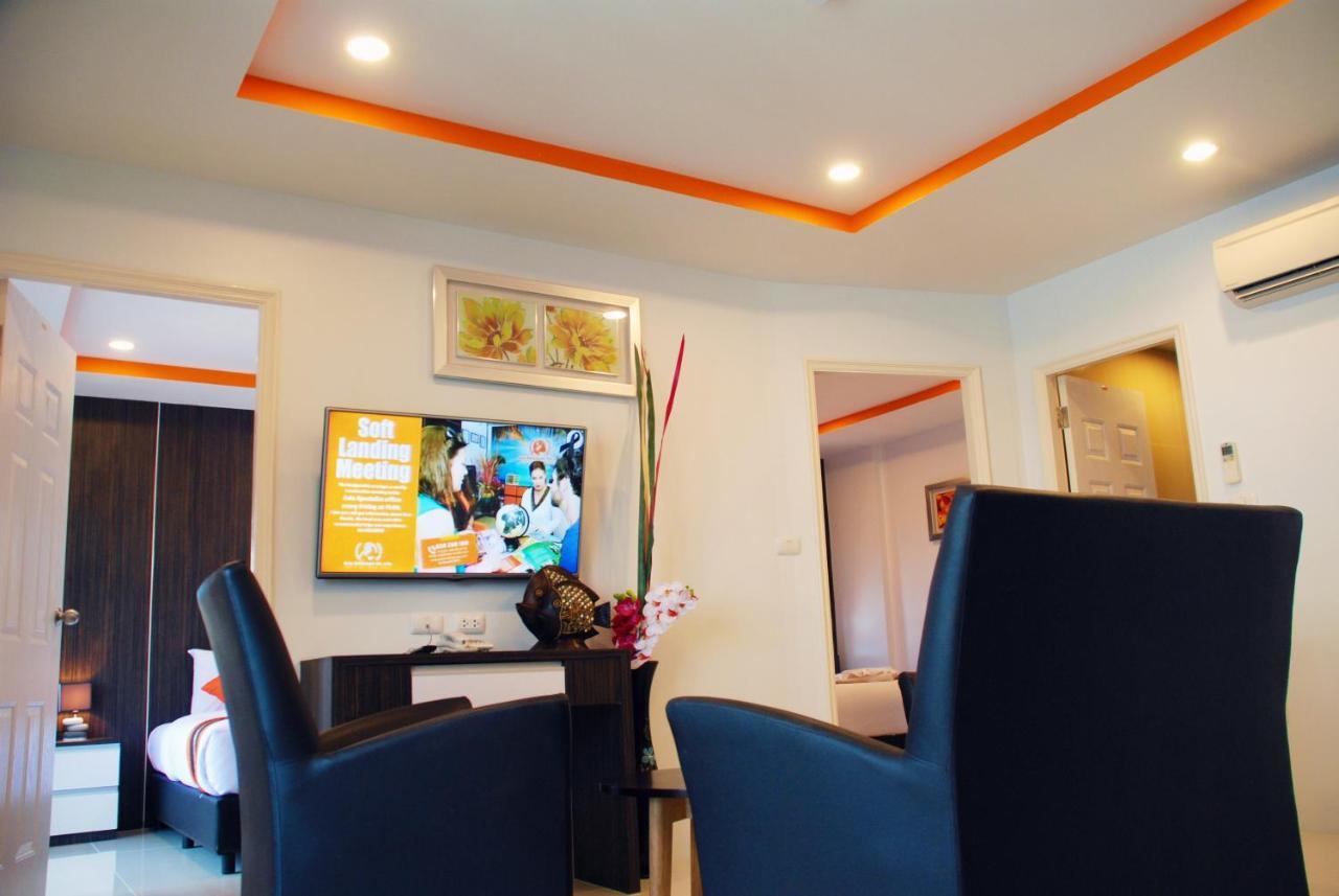 Family Residence Pattaya Exterior photo