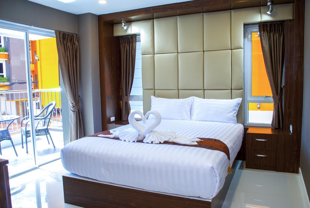 Family Residence Pattaya Exterior photo