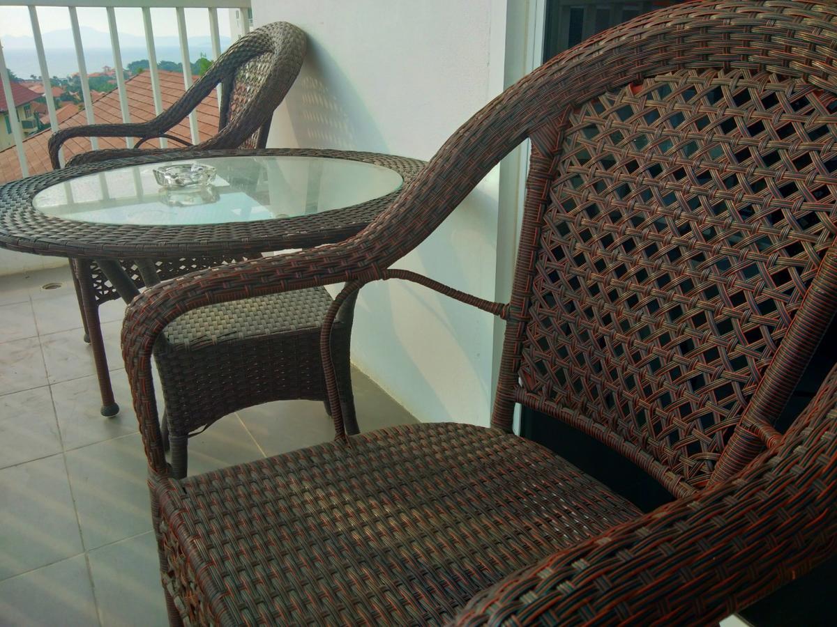 Family Residence Pattaya Exterior photo